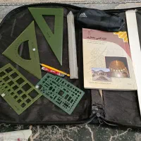 لوازم و خط کش های رشته معماری