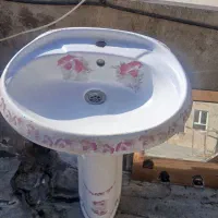 روشویی و اینه