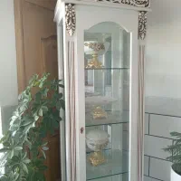 ویترین چوبی در حد نو