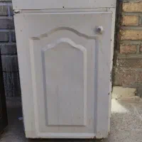 کابینت یک در