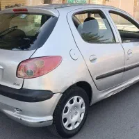 پژو 206  نقره ای