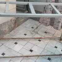 میز آهنی محکم