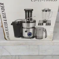 آبمیوه گیری کاملا نو