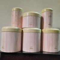 ظروف نگهدارنده ادویه.