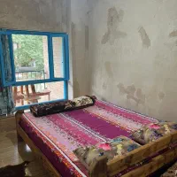 کلبه دربستی با ویو جنگل و رودخانه