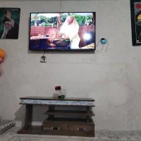 میز تلویزیون نو و بدون خط و خش