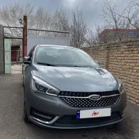 آریزو ۵ عروسک کم کار کارمندی