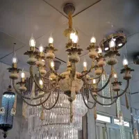 لوستر سلطنتی|لوستر و چراغ آویز|میانه, |دیوار