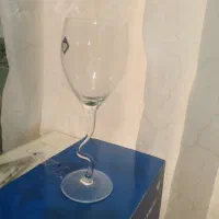 گیلاس پایه موج دار