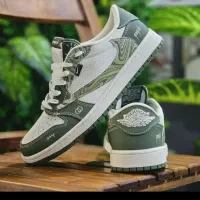 یه جفت کتونی  سایز39،5