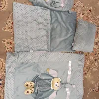 سرویس خاب نوزادی ۴ تیکه با قنداق فرنگی