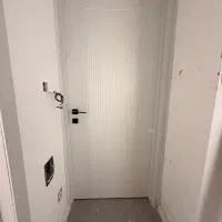درب اتاق و سرویس نو و مرتب