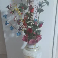 گل وگلدان