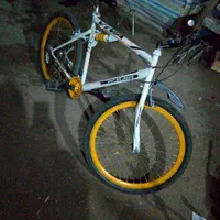 دوچرخه|دوچرخه، اسکیت، اسکوتر|حویق, |دیوار