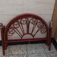 تخت خواب تک نفره باز شده