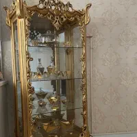 ویترین بوفه طلایی