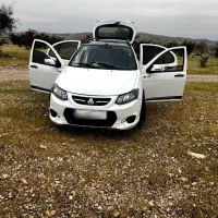کوییک R