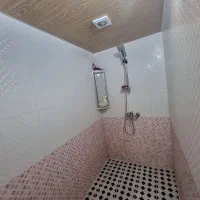 منزل مبله سه خواب|اجارهٔ کوتاه‌مدت ویلا و باغ|شیراز, شهرک فرزانگان|دیوار