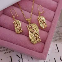 گوشواره و گردنی طرح طلا بدل|بدلیجات|همدان, |دیوار