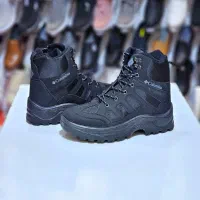 فروش ویژه انواع نیم بوت کوهنوردی|کیف، کفش، کمربند|اصفهان, تخت فولاد|دیوار