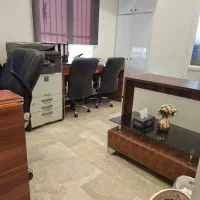 خانم بابت آشپزی و امور خدماتی