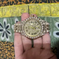 ساعت نگین دار شیک|ساعت|قم, یزدانشهر|دیوار