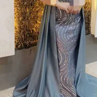 تعدادی پیراهن مجلسی