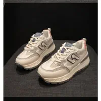 کفش و کیف|کیف، کفش، کمربند|جهرم, |دیوار