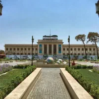 زمین ۱۵۷۰ متری