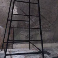 چهارپایه فلزی