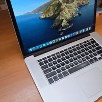 مک بوک پرو 2015 با رم 16 گیگ و CPU Core i7