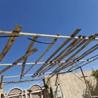 تعدادی تخته و چوب