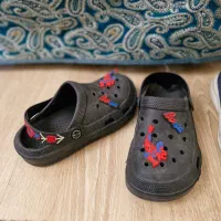 تعدادی کفش و صندل و دمپایی پسرانه|کفش و لباس بچه|صدرا-فارس, فاز ۱|دیوار