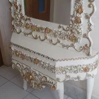 آینه کنسول بسیار زیبا به دلیل جابه جایی|بوفه، ویترین، کنسول|شیراز, عفیفآباد|دیوار