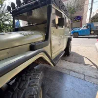 لندکروز استیشن مدل ۸۳
