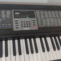 کیبورد کاسیو.با پایه.تخفیف هم دارد|پیانو، کیبورد، آکاردئون|مرودشت, ابوذر شمالی|دیوار