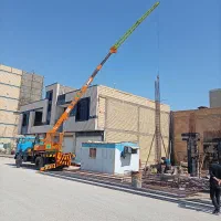 انواع جرثقیل موجود می باشد روزانه و ماهانه