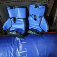 کیسه بوکس و دستکش بوکس|تجهیزات ورزشی|قم, انصارالحسین|دیوار