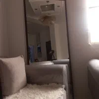 آیینه قدی و فانوس