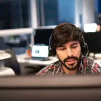 استخدام فروشنده تلفنی