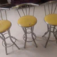 سه تا صندلی