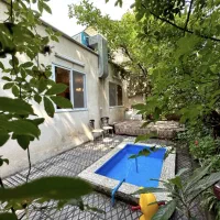 ۱۶۰ متر دو خوابه ویلایی دنج و با صفا