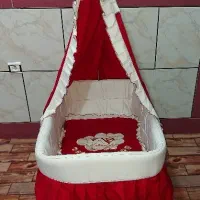 تخت نوزاد کاملا نو، کریر کاملا نو، قنداق فرنگی