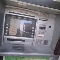 یک دستگاه خودپرداز ncr