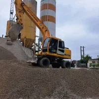 نیازمند راننده بیل مکانیکی