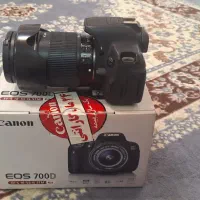 دوربین ۷۰۰D با لنز زوم
