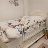 تخت خواب کودک و نوجوان میز ارایش