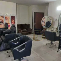 اجاره لاین  اتاق و نیاز به همکار جهت شراکت در سالن|خدمات آرایشگری و زیبایی|شاهین‌شهر, عطار|دیوار
