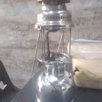 چراغ زنبوری