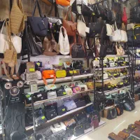 فروشنده خانم نیمه وقت یا تمام وقت